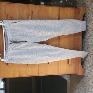 NWOT Brooklyn Cloth: Heather Gray Fleece Core Jogger Pant